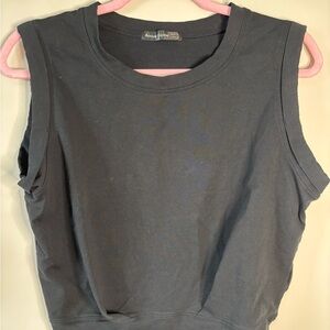 Arrive Guide women’s  Black Sleeveless cropped workout‎  Tank size L